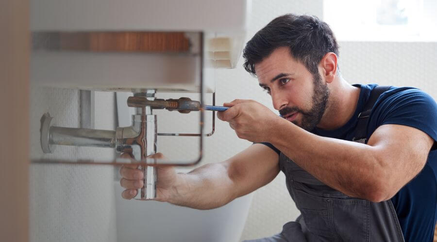 Local tankless water heater installation in Houston, DE